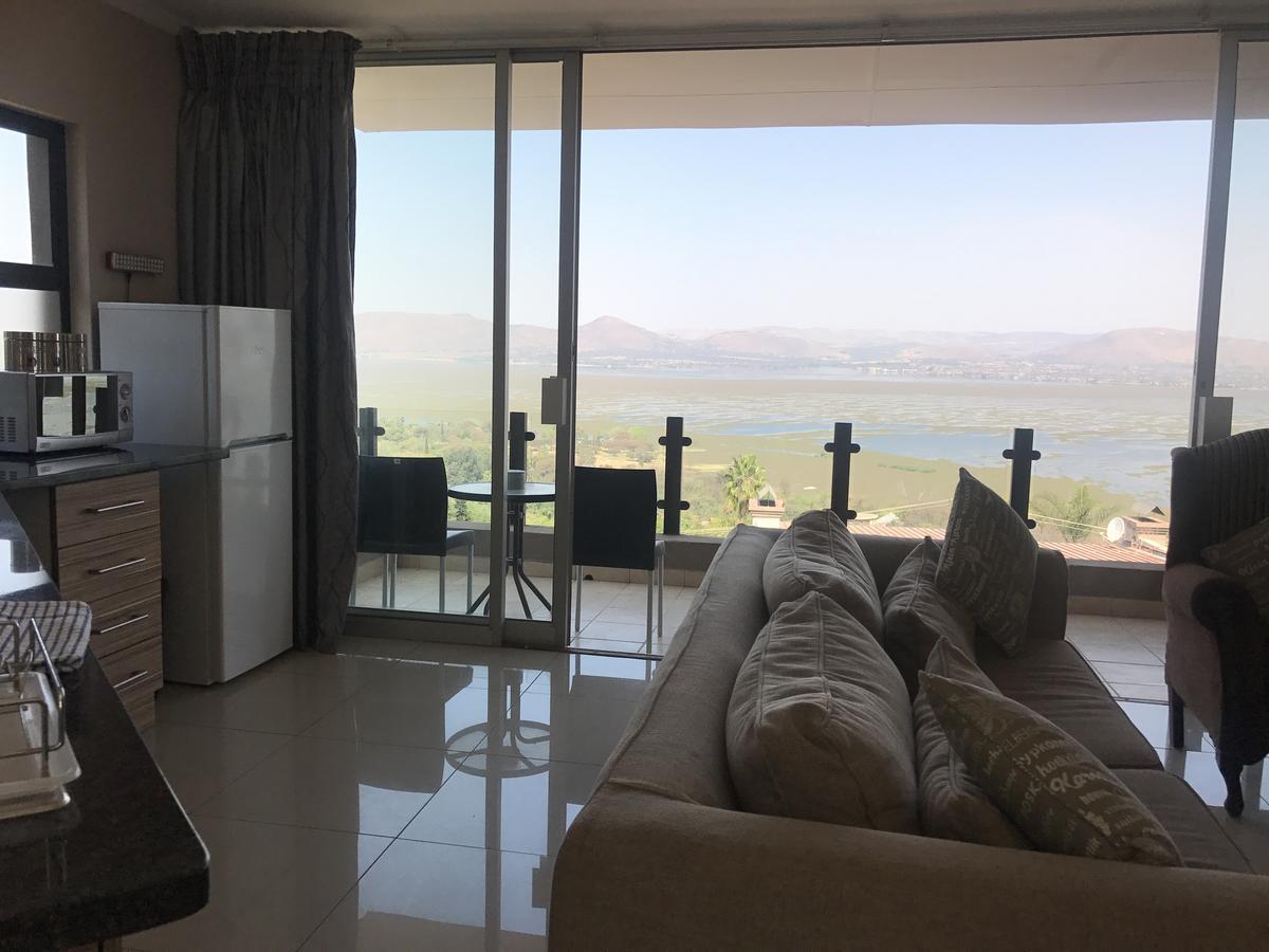 Thatch View Hartbeespoort Buitenkant foto